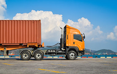 內(nèi)陸集裝箱拖車(chē)服務(wù)